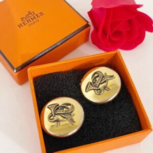 HERMES Vintage Sellier Clip On Gold Plated Lappa Ribbon Motif Earrings Golden